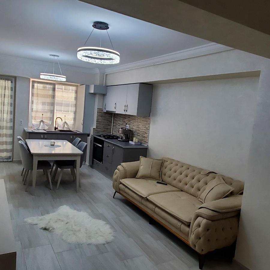 Luxury Apartament Bacovia Μπακάου Εξωτερικό φωτογραφία