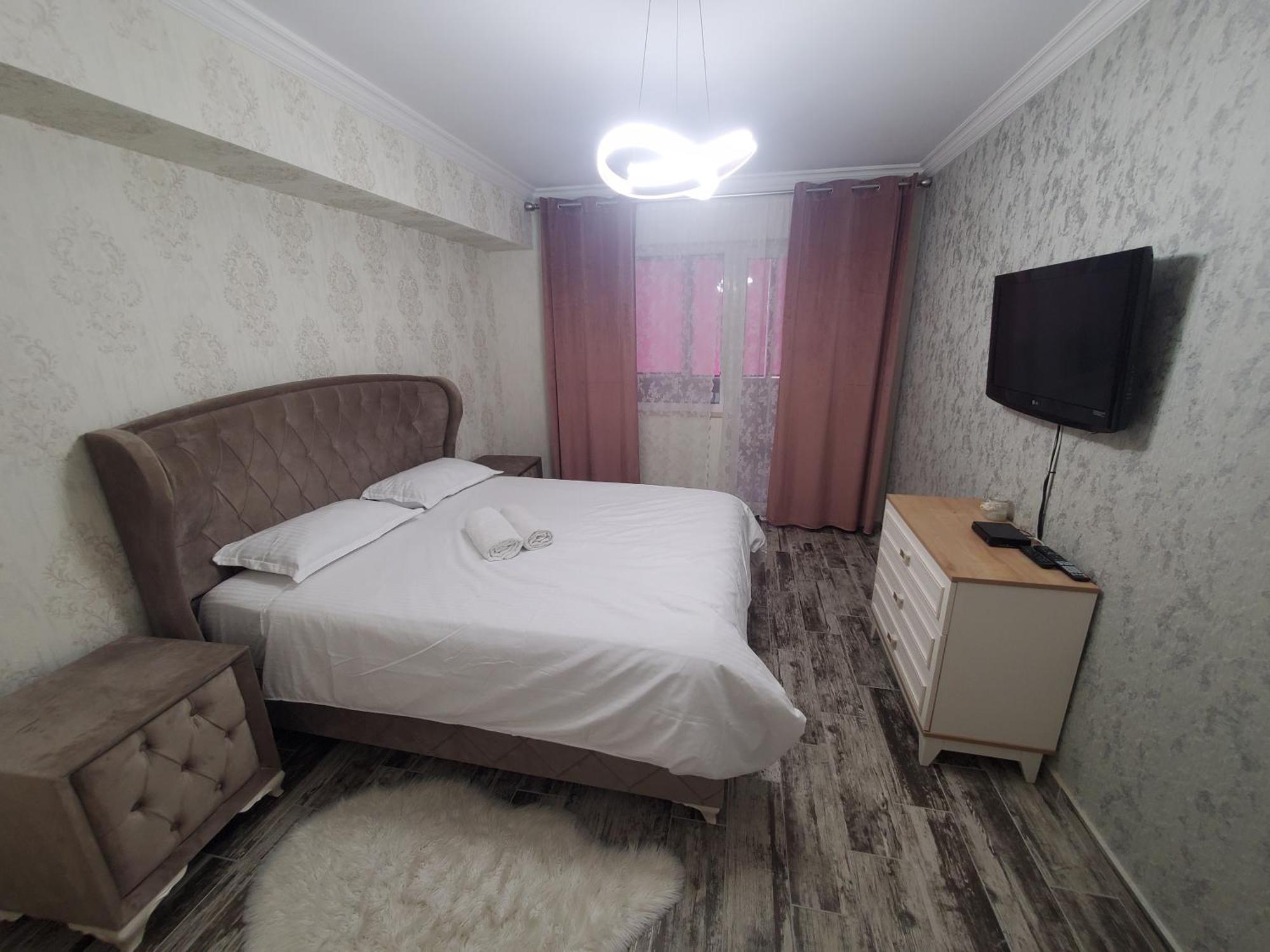 Luxury Apartament Bacovia Μπακάου Εξωτερικό φωτογραφία
