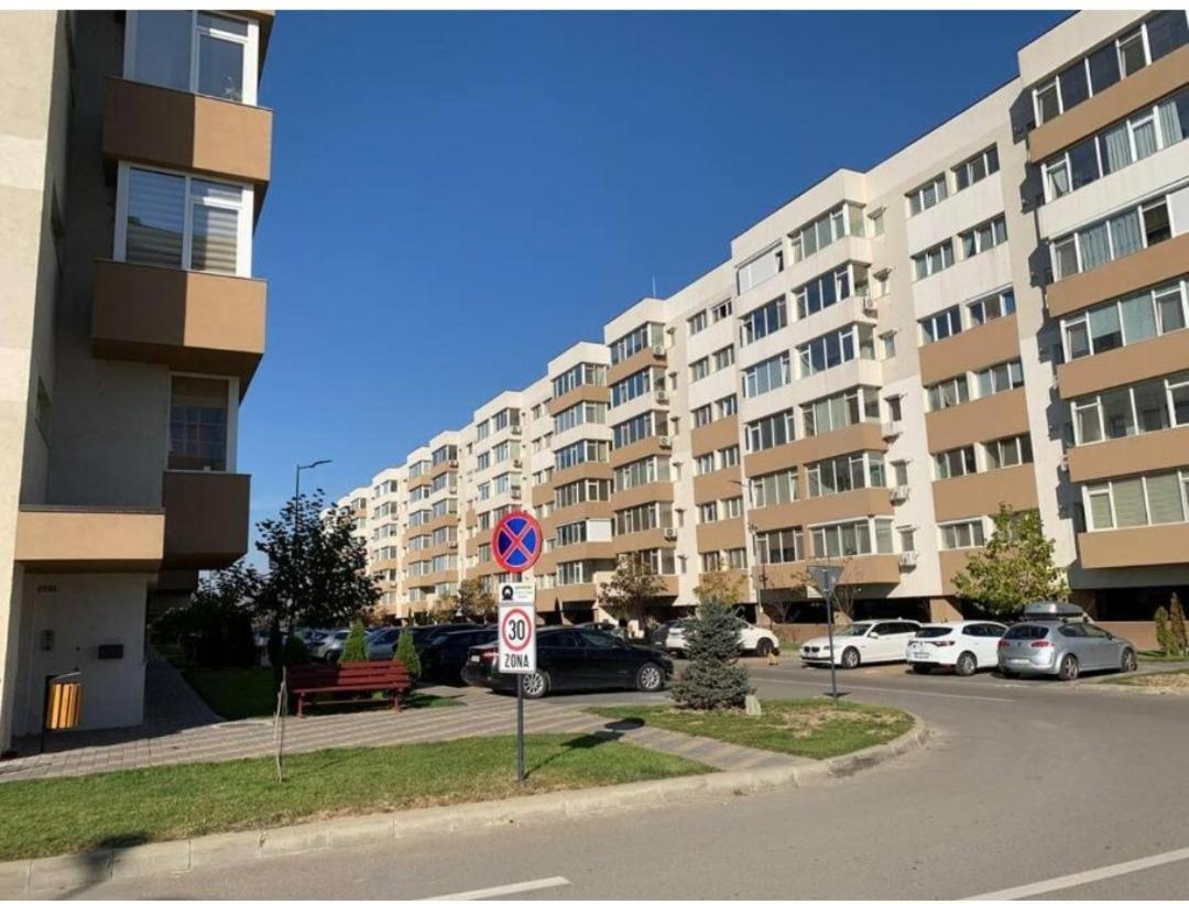 Luxury Apartament Bacovia Μπακάου Εξωτερικό φωτογραφία